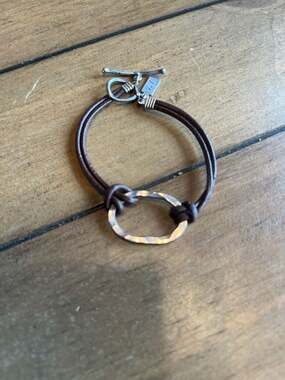 JOHN HARDY Sterling Silver Hammered Oval Leather Cord Toggle Bracelet